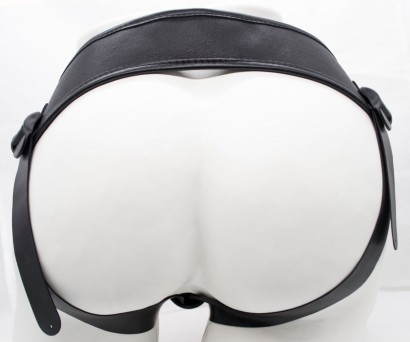 Пояс харнесс BEST UNI strap с 2 насадками - 18 и 22 см.