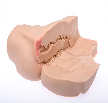 Мастурбатор-полуторс Naked Factory Laura