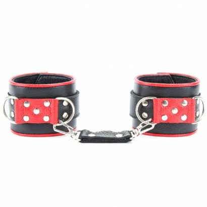 Широкие черные наручники с красным декором