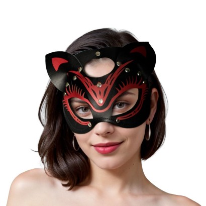 Маска кошки с маленькими ушками