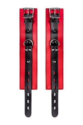 Красно-черные оковы на ноги из кожи