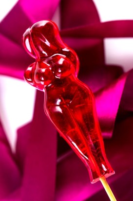 Леденец на палочке «Девушка» со вкусом клубники