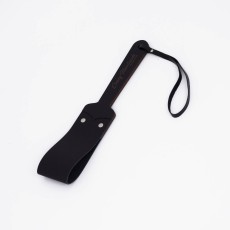 Черный кожаный паддл с деревянной ручкой - 34 см.