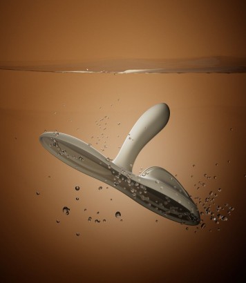 Белая виброподушка с функцией нагрева Flora