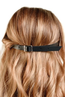 Черная маска кролика H.E.L. Bunny