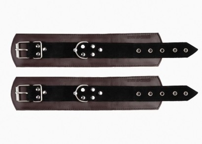 Бордовые оковы с контрастными вставками