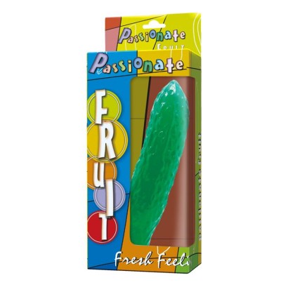 Зеленый стимулятор на присоске в форме огурца Cucumber - 17 см.