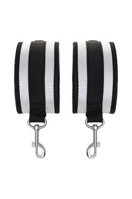 Серебристо-черные наручники Anonymo