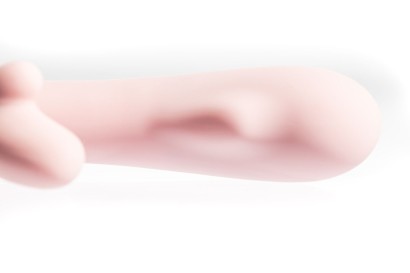 Розовый перезаряжаемый вибратор Terzo - 22 см.